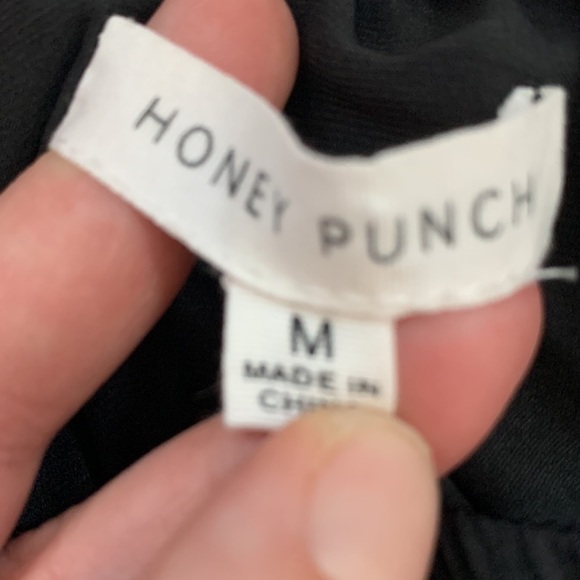 Honey Punch Black Off the Shoulder Blouse - Picture 9 of 10